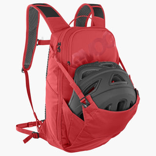 EVOC Ride 8 + Hydration Bladder 2 - True Red