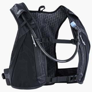 EVOC Hydro Pro 6 + Hydration Bladder 1.5 - Black