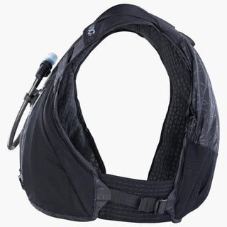 EVOC Hydro Pro 6 + Hydration Bladder 1.5 - Black
