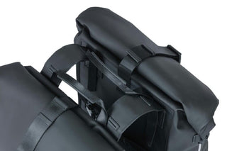 Basil Soho Bicycle Double Bag Nordlight 41L - Night Black