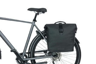 Basil Soho Bicycle Double Bag Nordlight 41L - Night Black