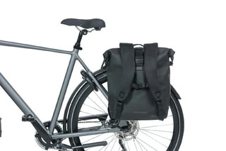Basil Soho Backpack Nordlicht 17L - Night Black