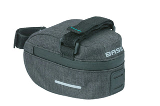 Basil Discovery 365D Saddle Bag Small 0.5L - Black Melee