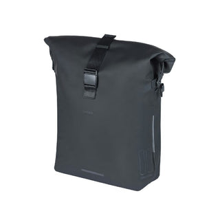 Basil Soho Mik Side Bicycle Shoulder Bag 17L - Night Black