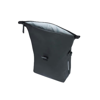 Basil Soho Mik Side Bicycle Shoulder Bag 17L - Night Black