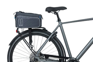 Basil Cento Design Trunk Bag Mik 7-15L - Grey