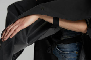 Basil Hoga Bicycle Rain Poncho - Black
