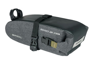 Basil Navigator Storm Saddle Bag Medium 1.5L -  Black