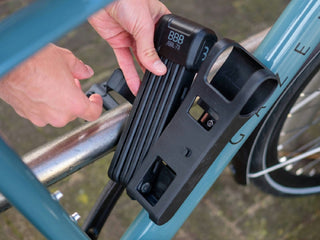 BBB Cycling BBBL-73 Securefold key Art-2 Sold Secure Silver Lock - Black