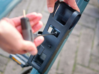 BBB Cycling BBBL-73 Securefold key Art-2 Sold Secure Silver Lock - Black