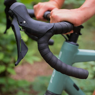 BBB Cycling BHT-17-BK-NS Reflect Ribbon Gel Handlebar Tape - Black
