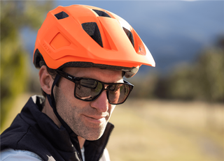 Lazer Lupo KinetiCore Helmet - Matte Flash Orange